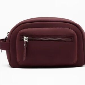 NWT Athleta Diem Dopp Kit